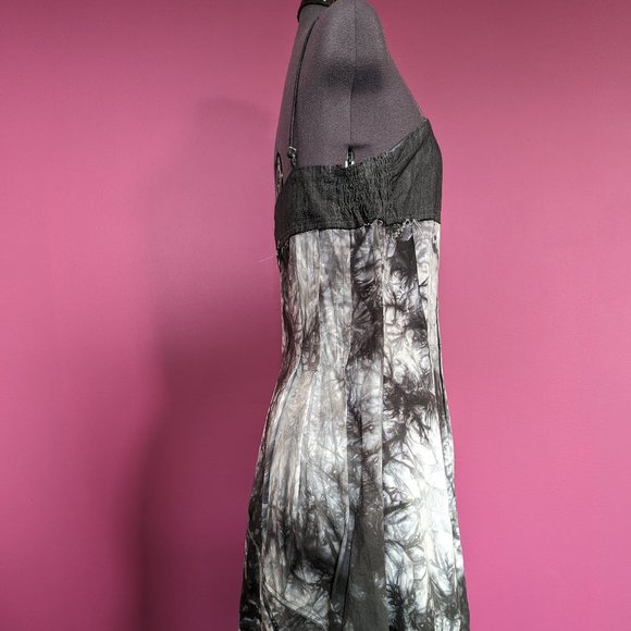 Forla Paris Ava Sleeveless Mini Dress in Black & White - Picture 6 of 13